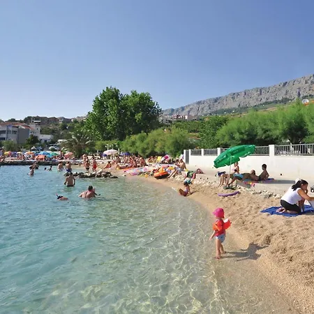 3 Bedroom Lovely In Semesterbostad