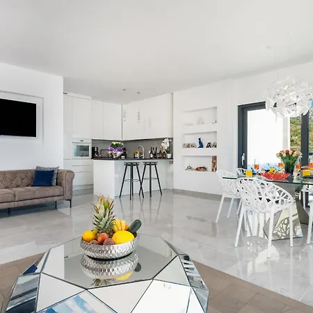 3 Bedroom Lovely In *