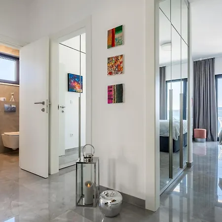Σπίτι διακοπών 3 Bedroom Lovely In