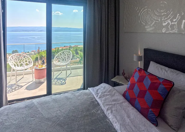 Semesterbostad 3 Bedroom Lovely In Dugi Rat