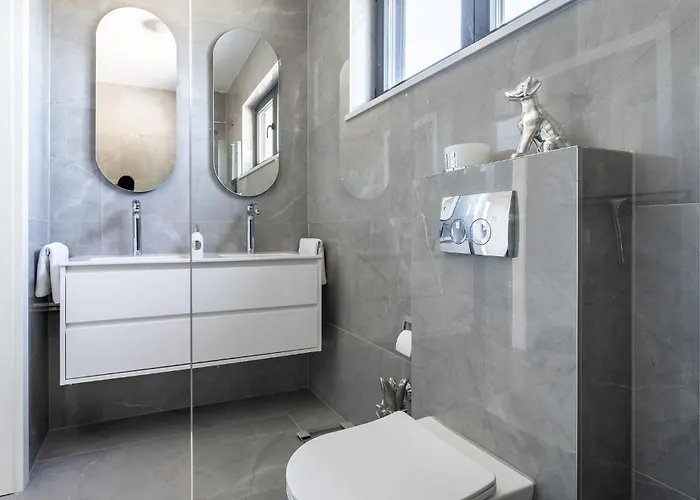 3 Bedroom Lovely In * Dugi Rat