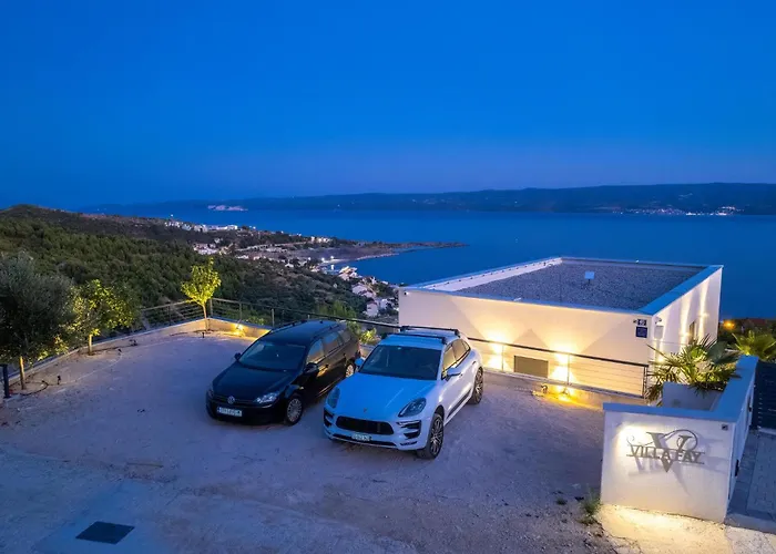 3 Bedroom Lovely In * Dugi Rat